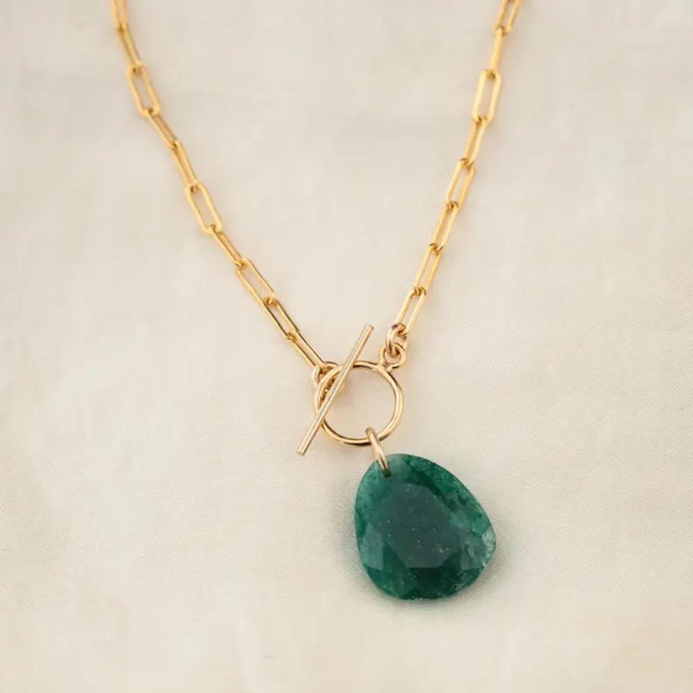 Aventurine toggle necklace with green gemstone beads and silver toggle clasp, featuring a natural earthy design.