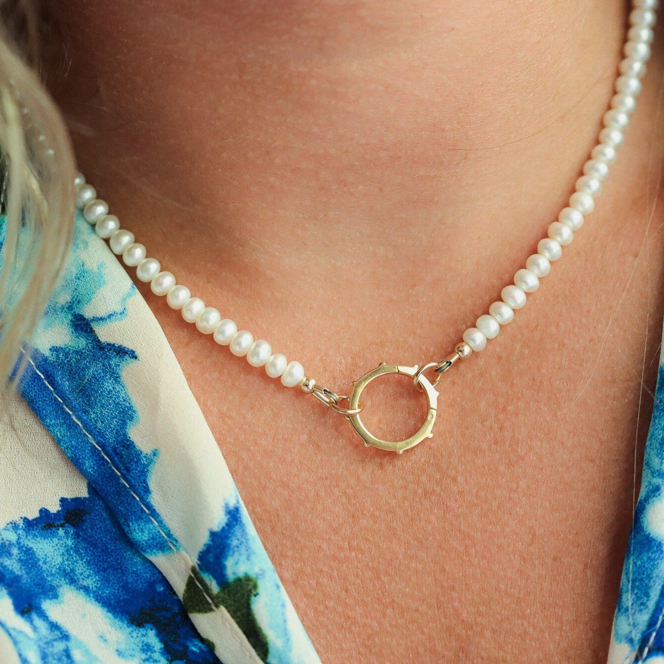 Carabiner Pearl necklace