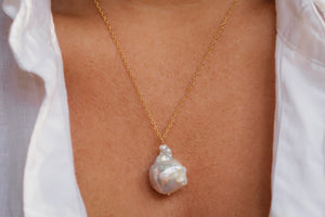 Baroque Pearl necklace