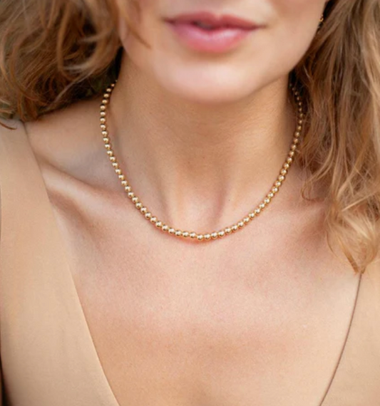 What Is the Difference Between Natural and Synthetic Gemstones?