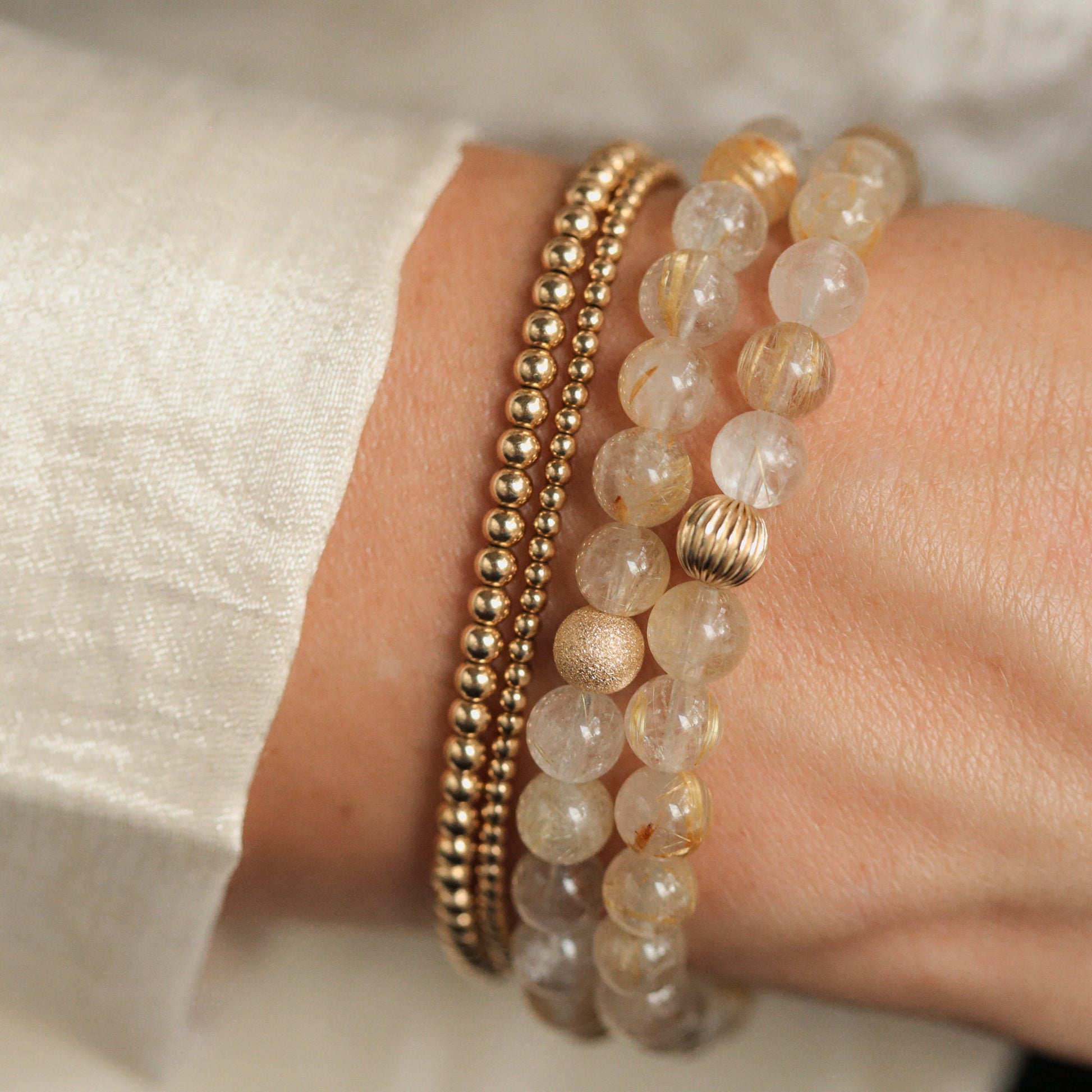 Golden rutilated quartz bracelet 6mm