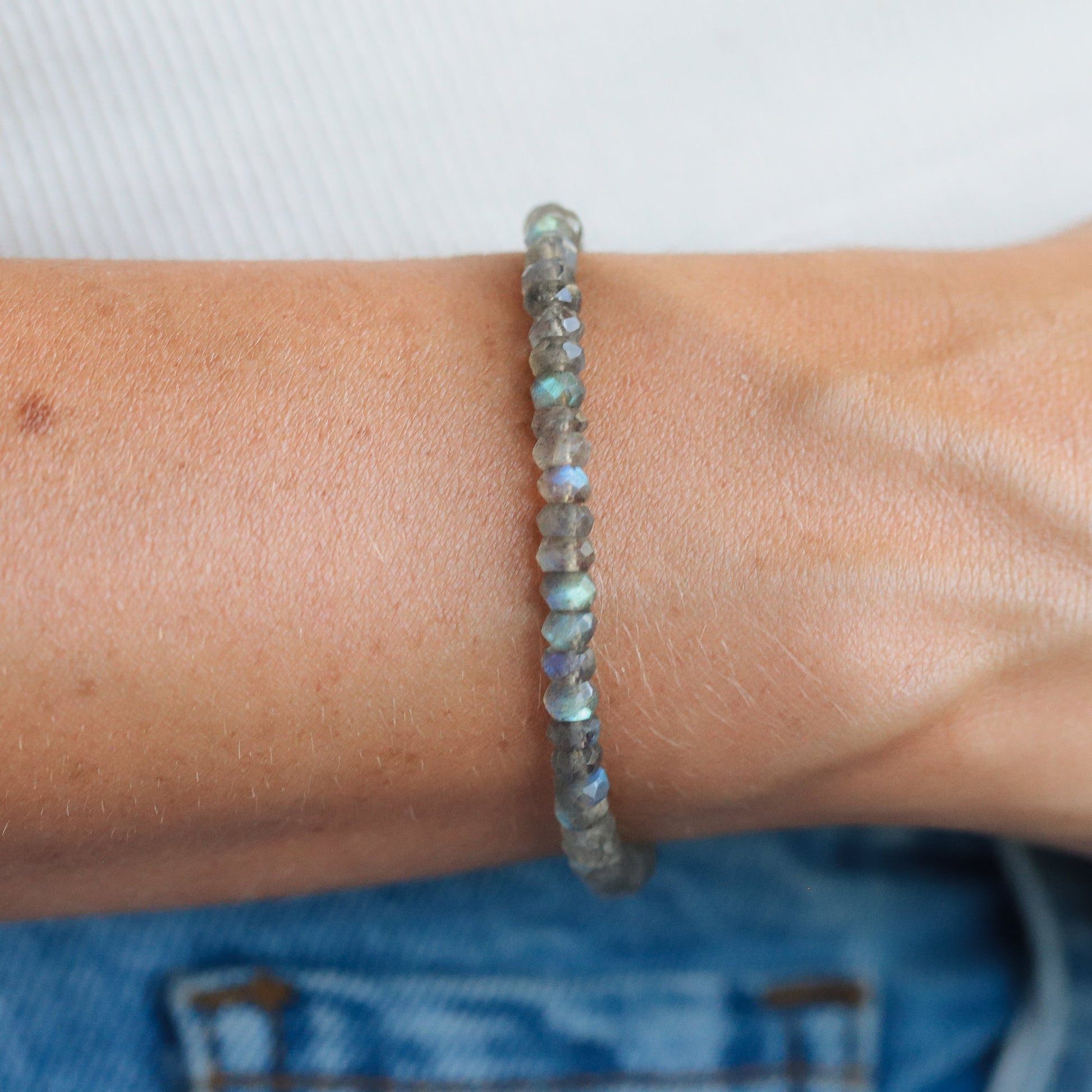 Flashyy Labradorite Bracelet, Beaded Labradorite bracelet | Labradorite stacking bracelet, Delicate tiny beaded labradorite bracelet