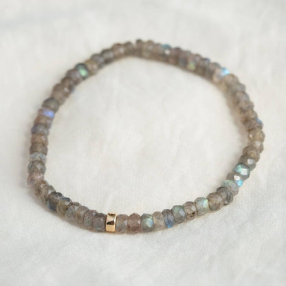 Flashy Labradorite Bracelet - 14K