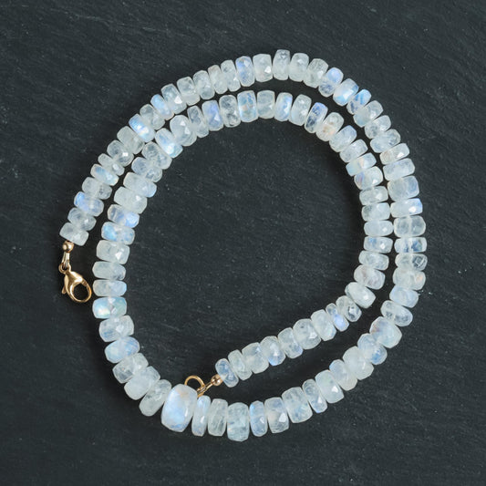 Moonstone Necklace 6-10mm - 14K