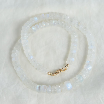 Moonstone Necklace 6-10mm - 14K