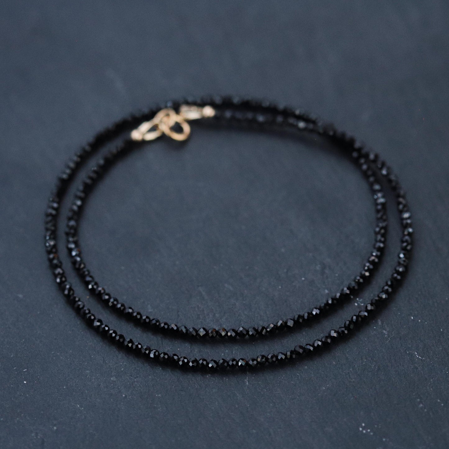 Black spinel choker