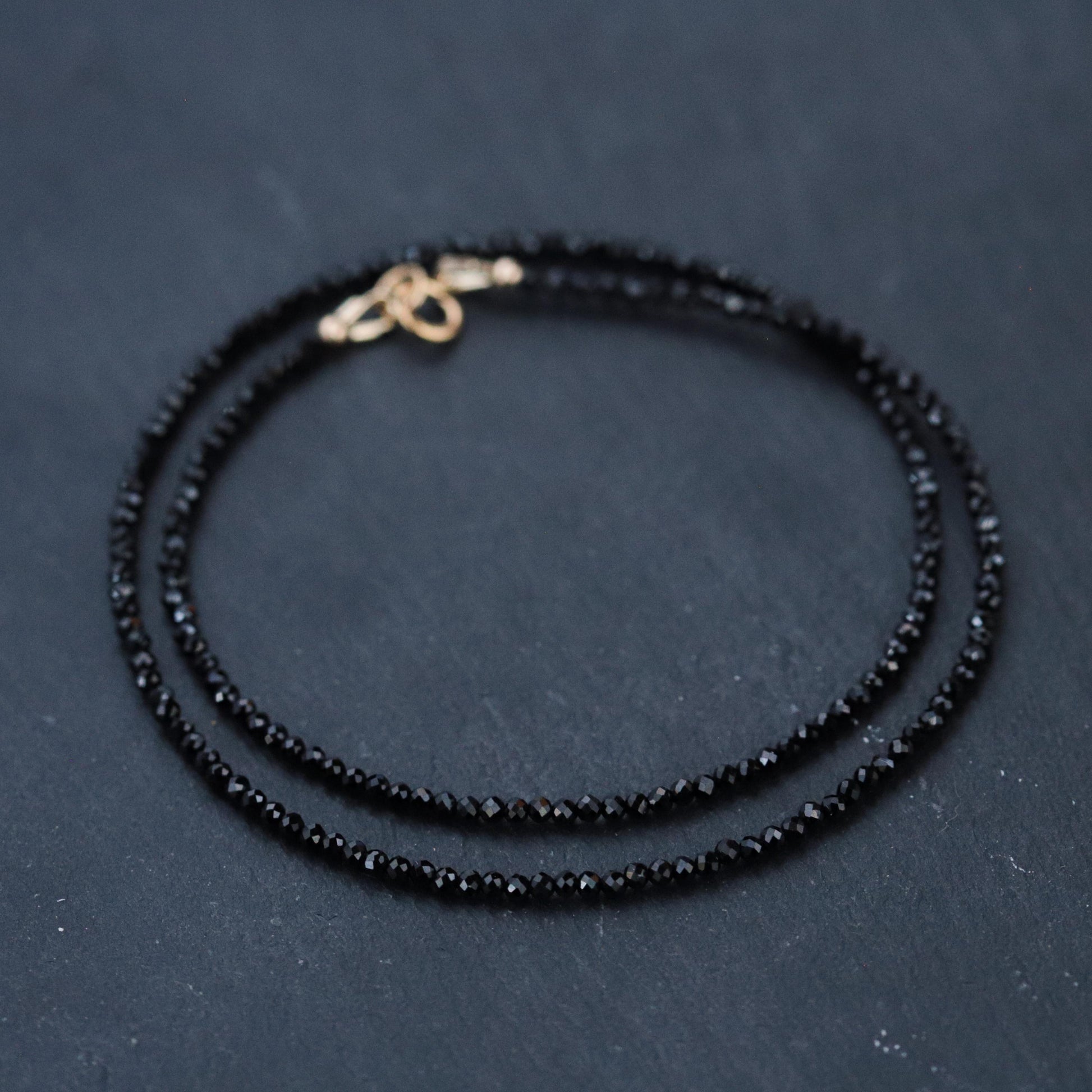 Black spinel choker