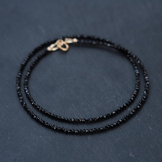 Black spinel choker