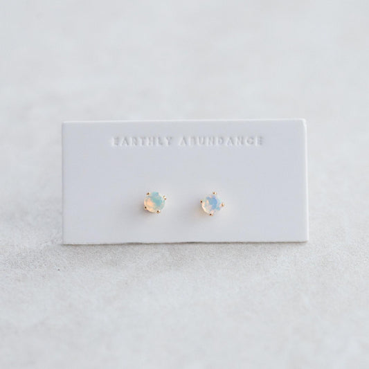 Ethiopian Opal Stud earring - 14K
