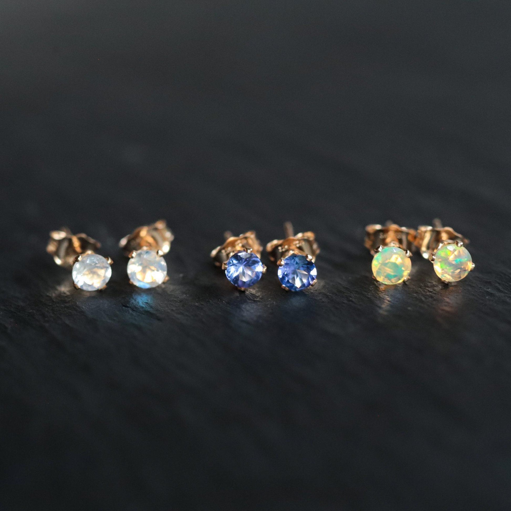 Rainbow Moonstone stud earrings - 14K