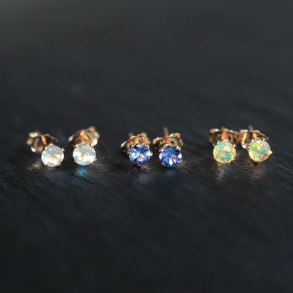 Rainbow Moonstone stud earrings - 14K