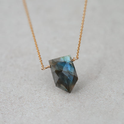 Labradorite pendant Necklace, Labradorite necklace, [ENLM2004] Genuine Labradorite Jewelry, flashy Labradorite necklace