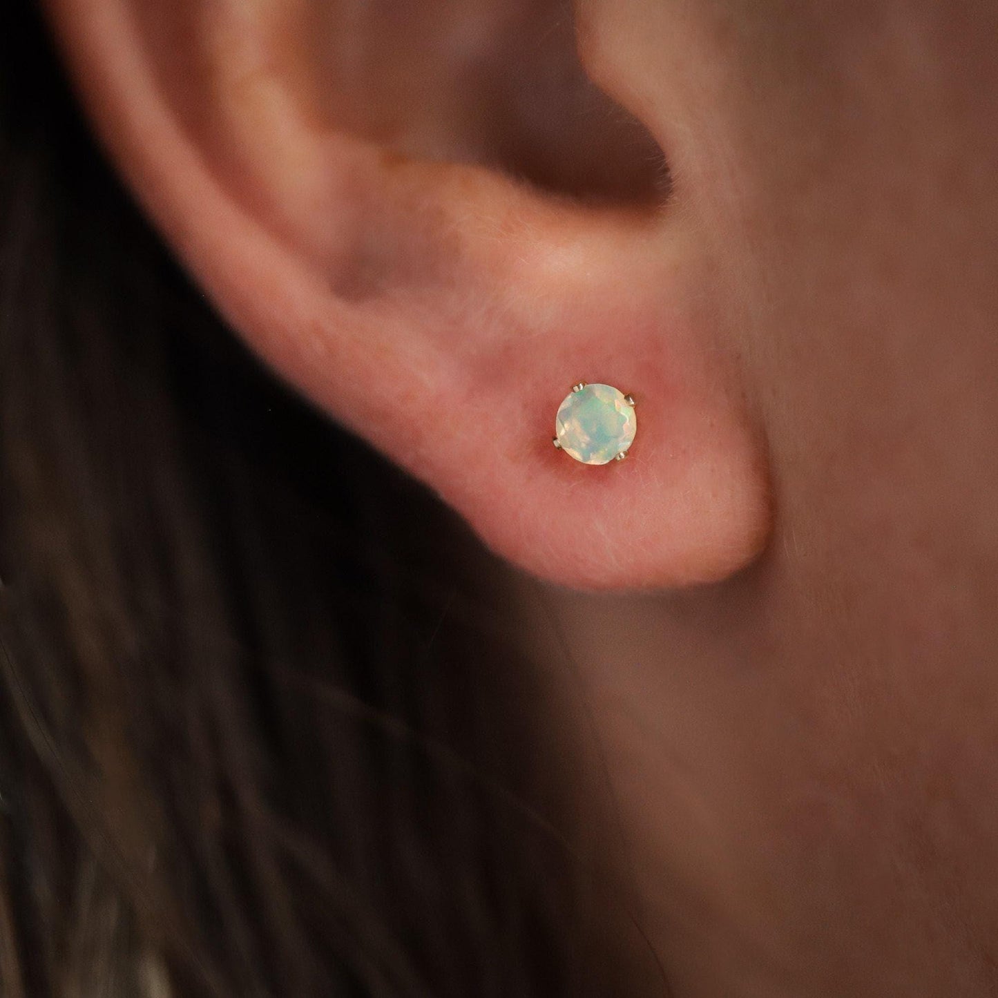 Ethiopian Opal Stud earring - 14K