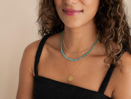 Greek Style Necklace – Pendant & Dainty Figaro Chain