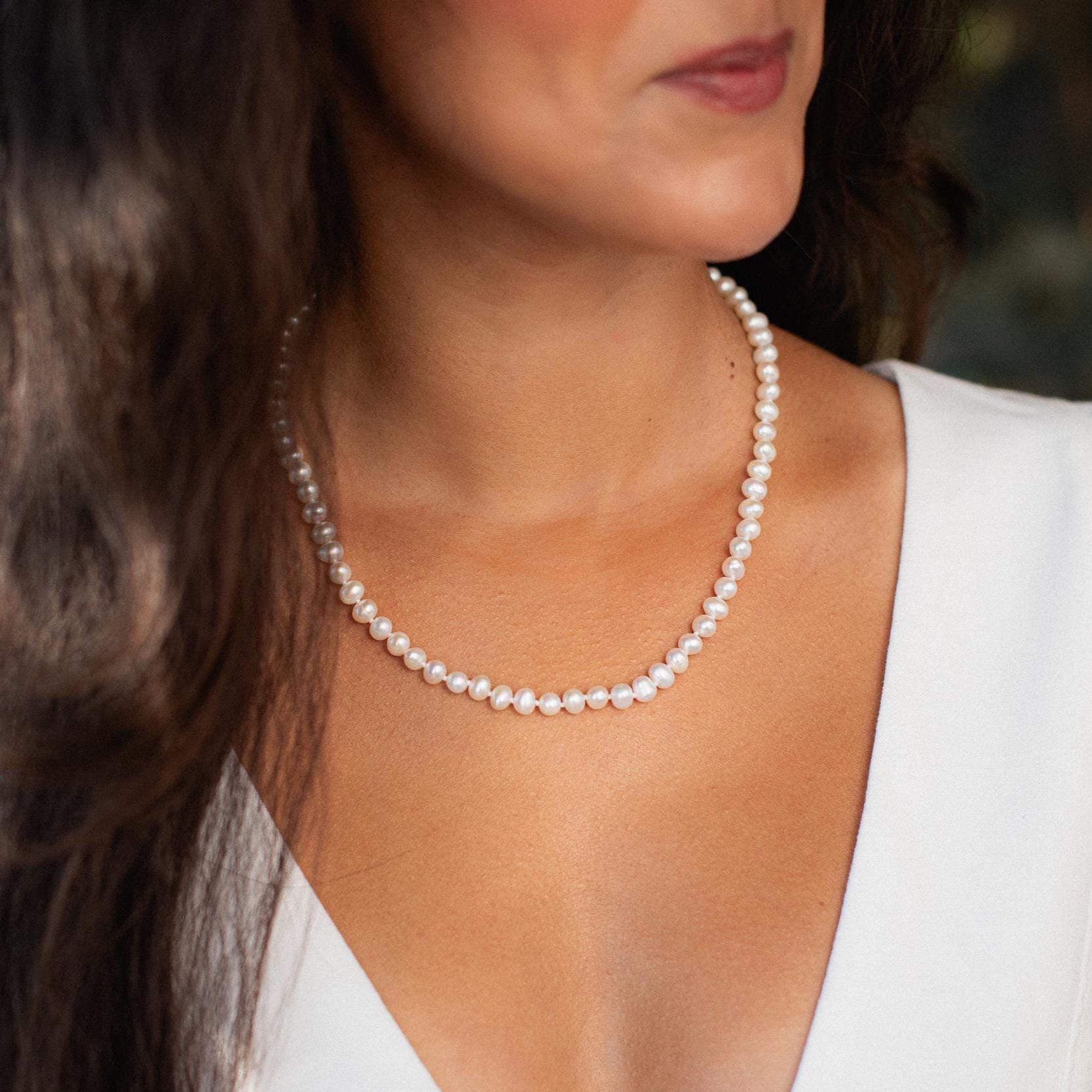 14K GOLD Knotted Pearl necklace | Pearl necklace 14K gold | Boho freshwater pearl necklace | pearl necklace gold