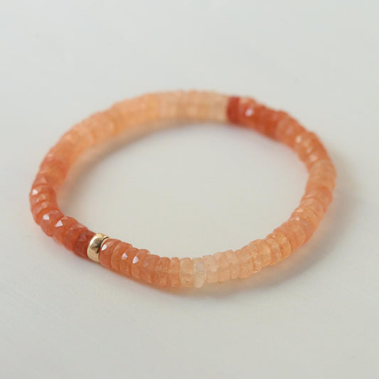Hamsa Hand Peach Moonstone Bracelet – Faceted Heishi Beads, Soft Ombré Pink Apricot Tones, Gold Filled Accent
