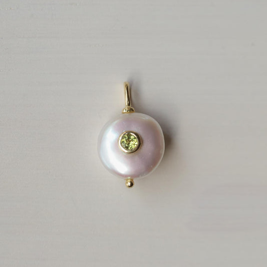 Pearl Necklace with Peridot