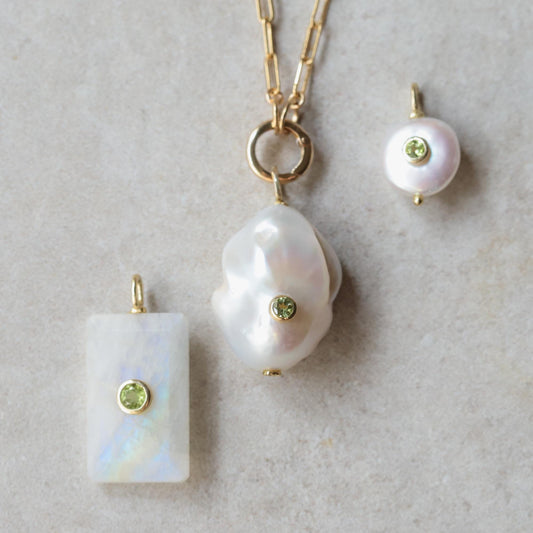 Pearl Necklace with Peridot