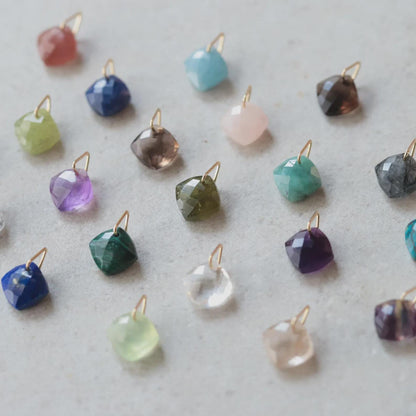 Green Garnet Pendant Necklace – Growth, Vitality & Natural Beauty