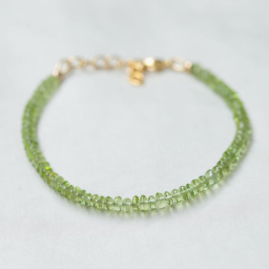 Smooth peridot rondel bracelet
