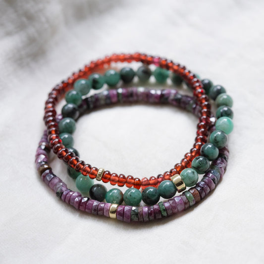 Garnet Bracelet, Garnet Stretch Bracelet, Genuine Garnet Jewelry, Gift for Him faceted garnet gold, Delicate Garnet Skinny