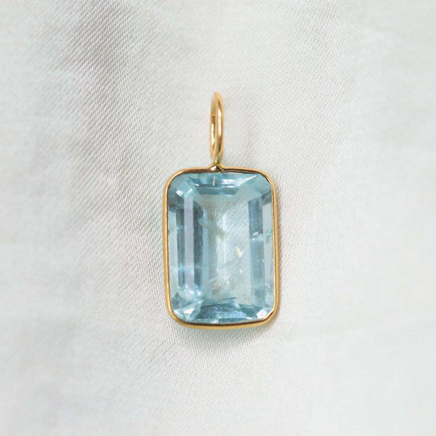Ocean Light - Aquamarine & Solid 14K Gold