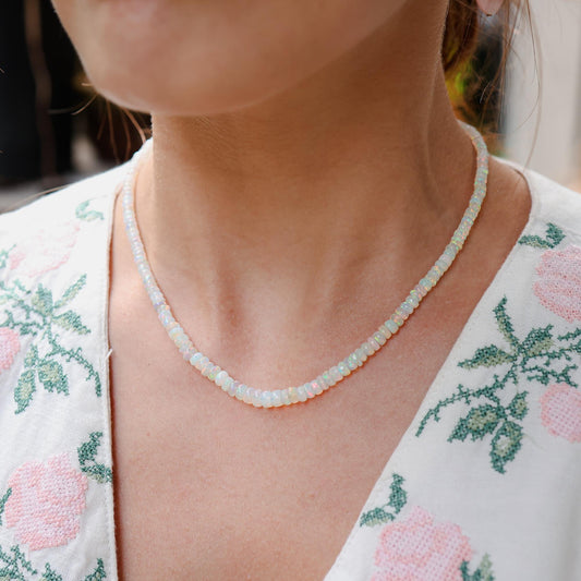 Smooth Ethiopian Opal Necklace – Gemmy Flash, Soft Fire
