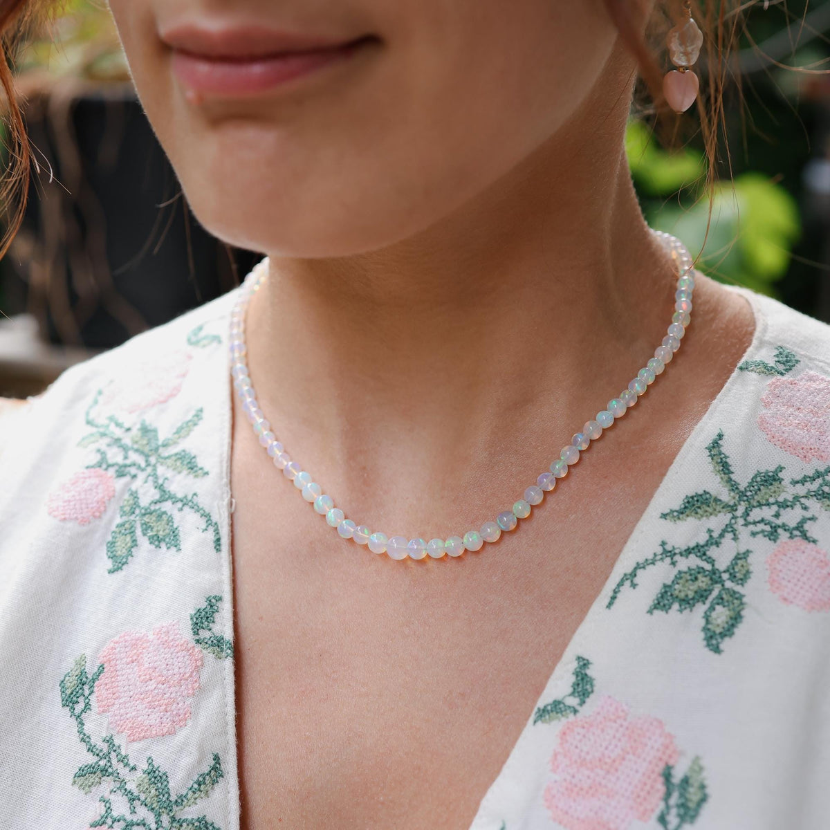 Smooth Ethiopian Opal Necklace – Gemmy Flash, Soft Fire