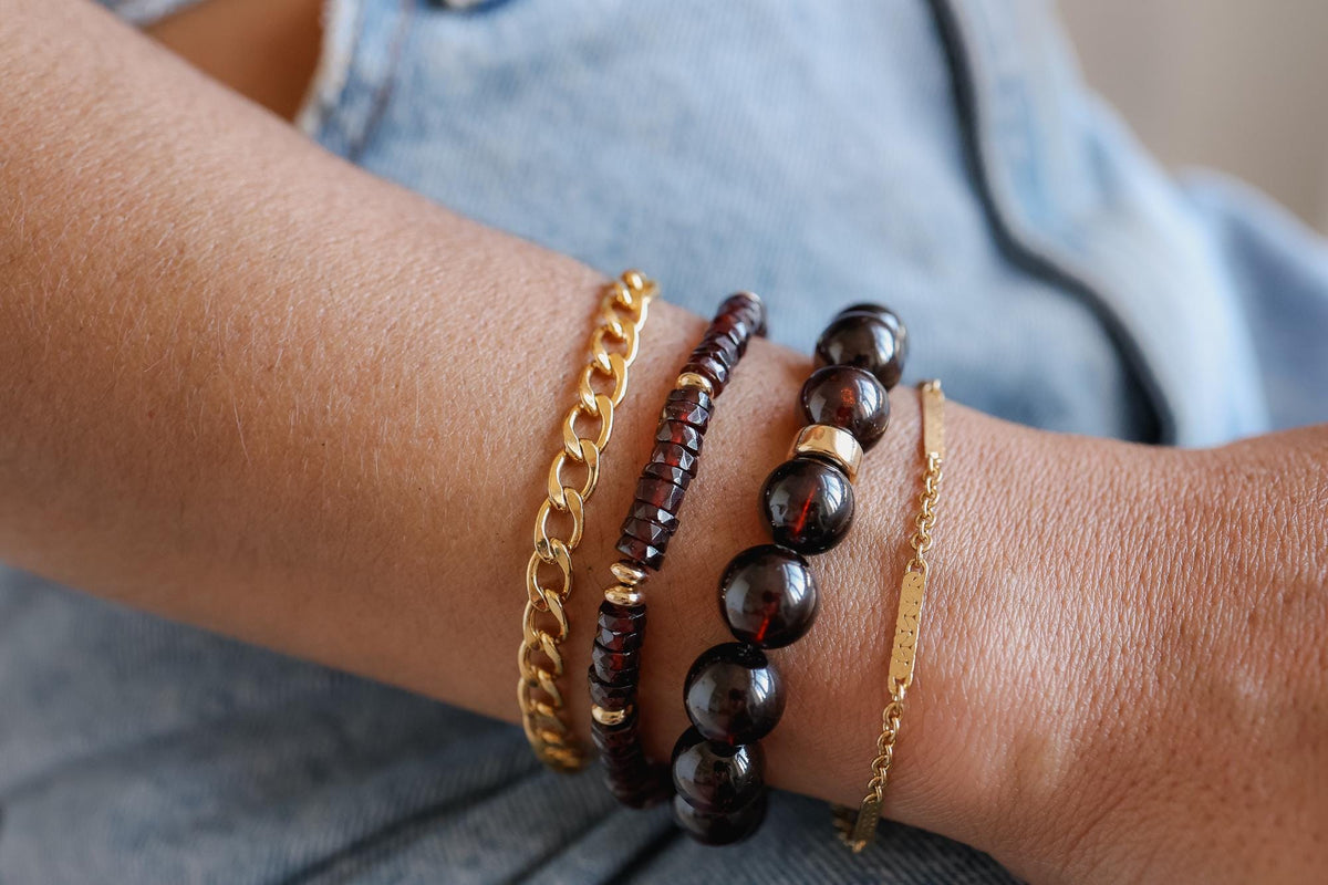 Garnet Bracelet 10mm