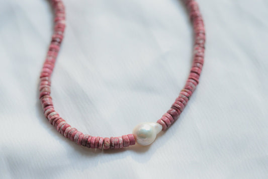 Thulite pearl choker